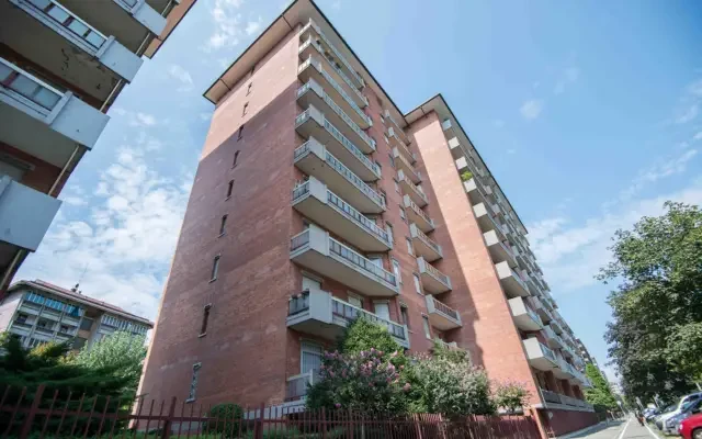 apartment near Corso Cosenza 3