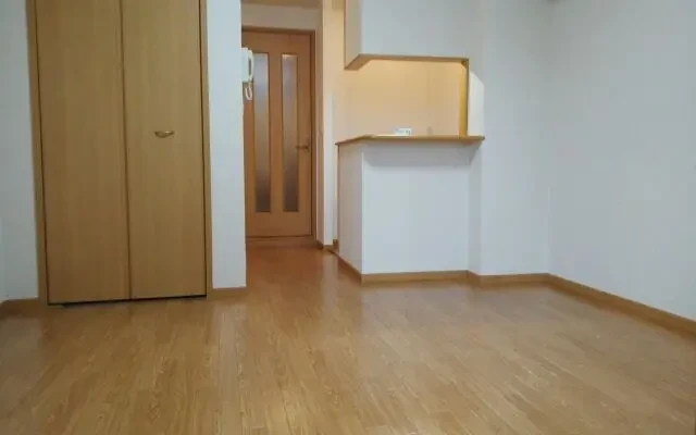 Junes O.C. U Room 208 3