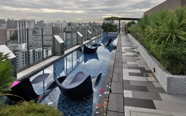 Sims Urban Oasis - Allan 1
