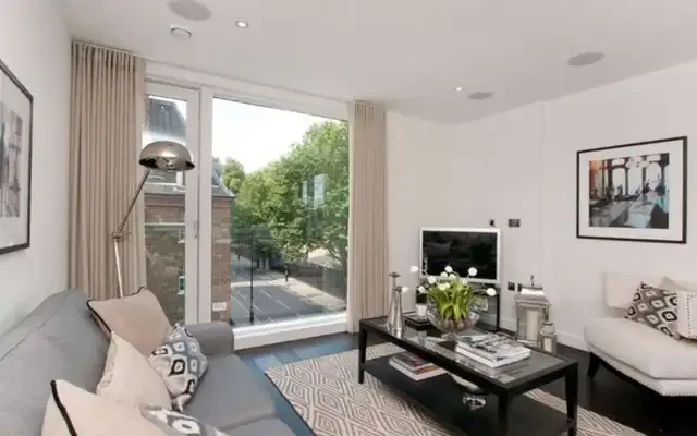 Moore House 0