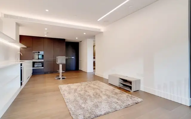 Rathbone Place London W1T 2