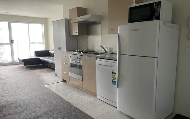 8 Ronayne Street 2