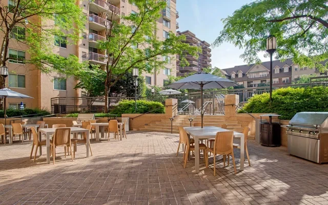 Avalon Courthouse Place-Interim 1