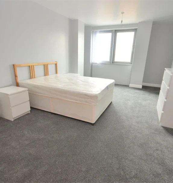 Echo Building