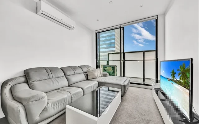 1 Elland Avenue 3