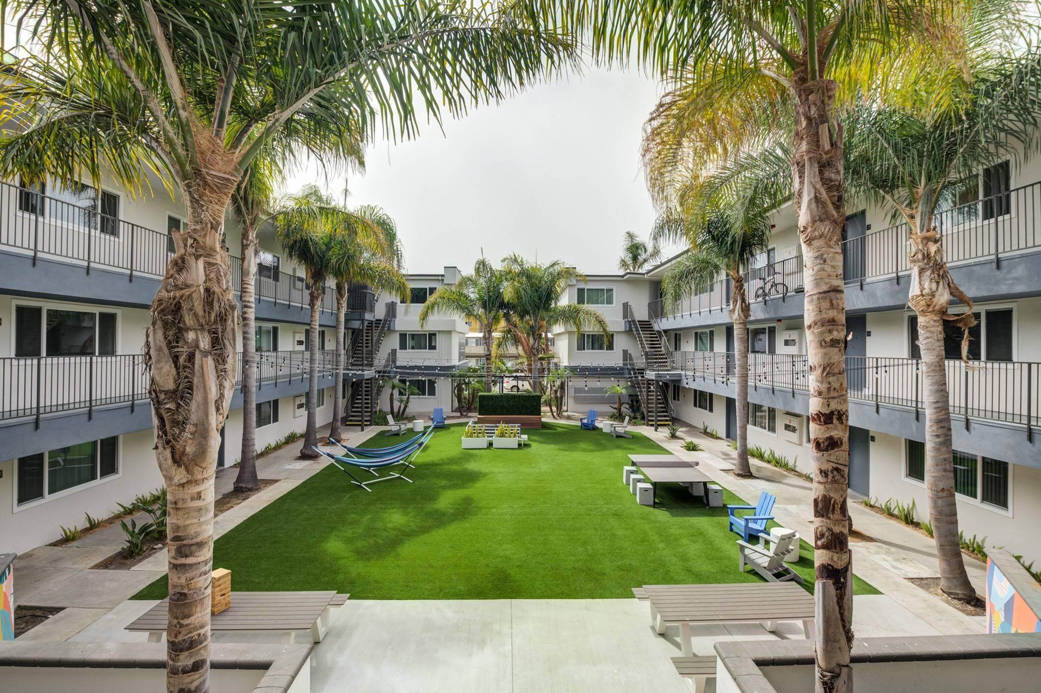 Breakpointe Coronado 2