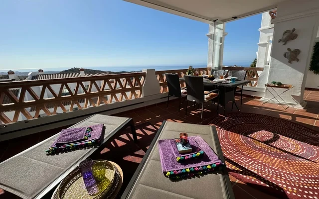 Pool Calahonda Palmeras with Sea View 2