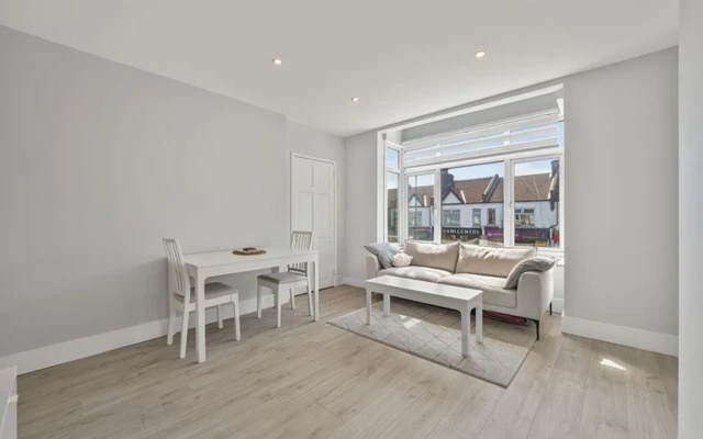 LH-Burlington Road - London student accommodation