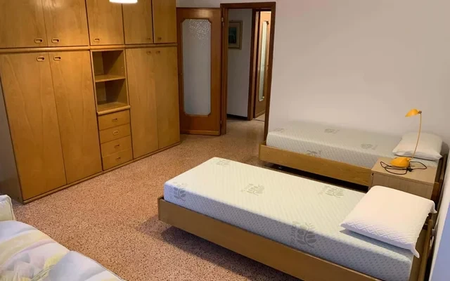 Appartamento in Via Carlo Marx, Milano di 90 m² con 3 camere 0