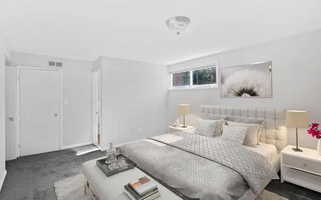 Greenbriar Park Apartment-Interim 2