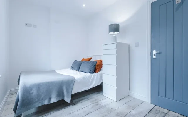 27 Gladstone Terrace 1