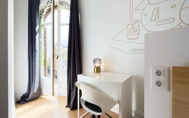 JE2 - Carrer de Jonqueres Barcelona 08003 Spain 1