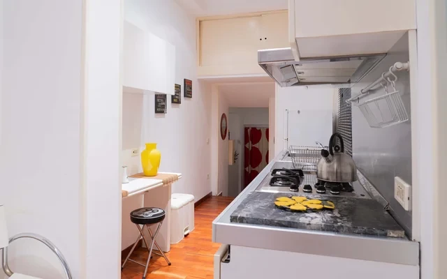 Appartamento di 60mq in Vico Santa Teresella Degli Spagnoli a Napoli 4