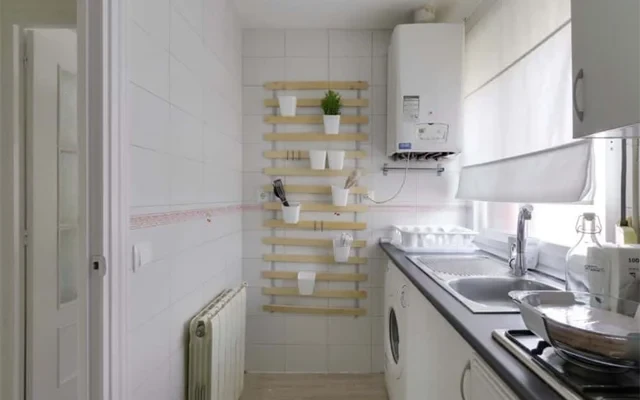 C/Gabriel Lobo, 20 4ºE 3