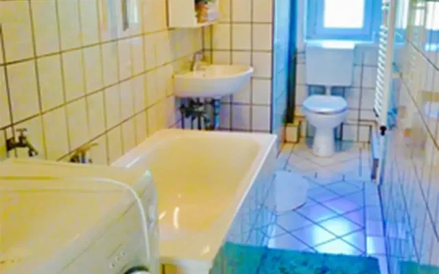 Borussiastraße 4