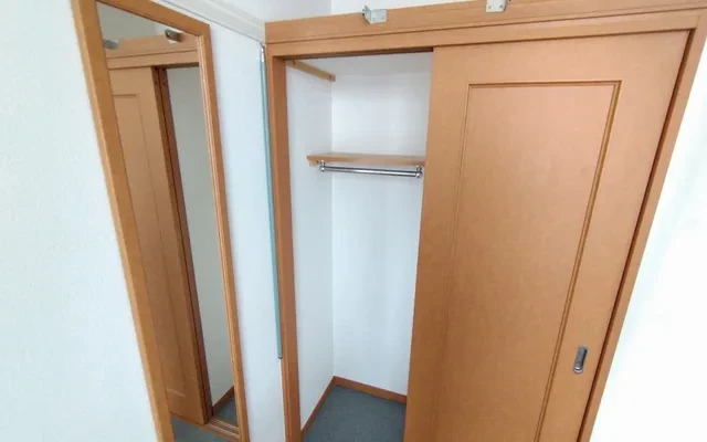 レオパレスヴィレッジ 1