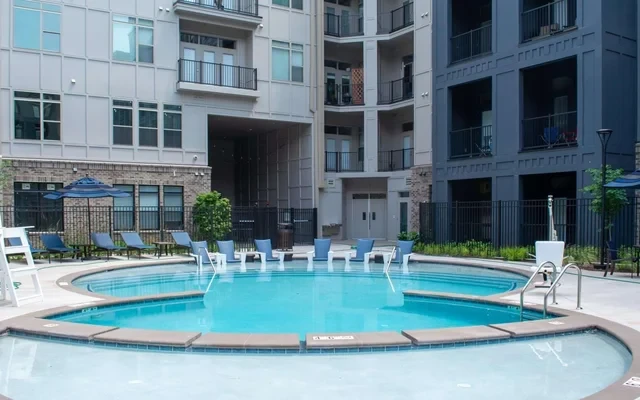 Preserve at Westfields - alloggio per studenti a Contea di Fairfax - piscina