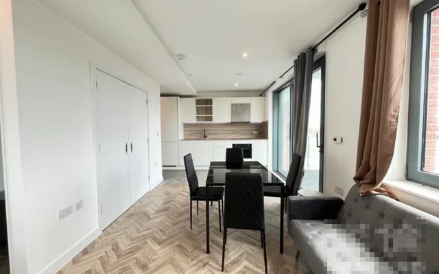 HL-Skyline Apartments 4