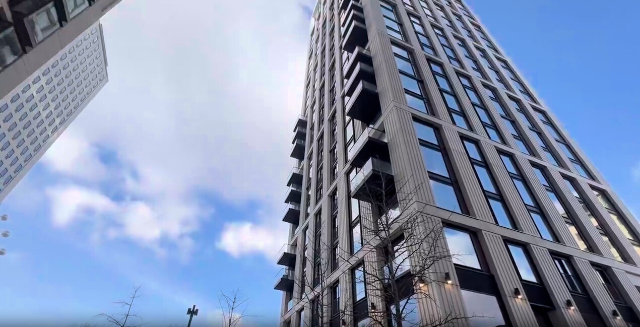 LH-Casson Square Apartment