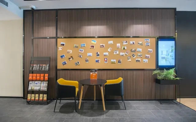 Wujiaochang Guoquan Road Metro Station Store - CJIA Apartment 4