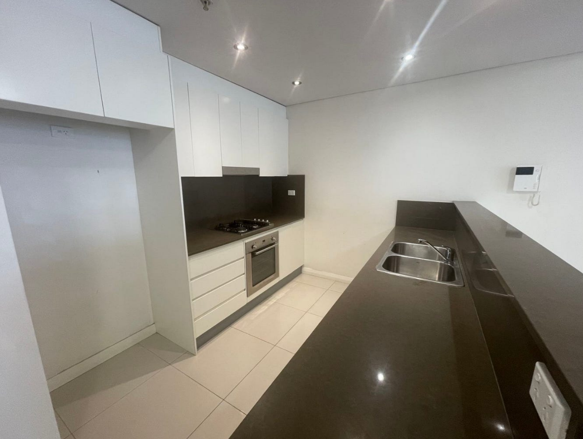 208-210 Coward St, Mascot 3