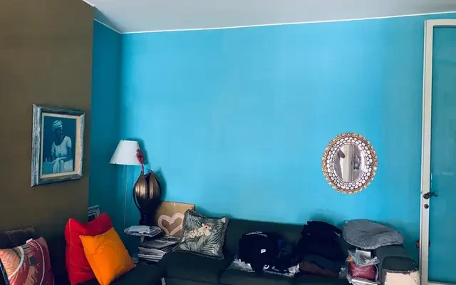 Bright private room with balcony in elegant Milan apartment - Milan student accommodation - Single bedroom