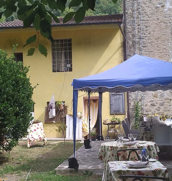 Apartment in SS12, Bagni di Lucca for 200 m² with 2 bedrooms