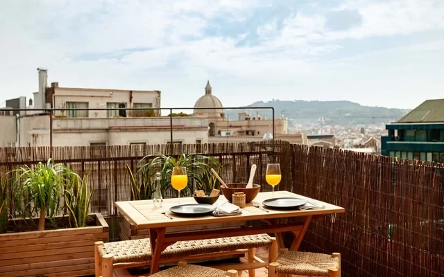Finnt - 1 bedroom and terrace in Eixample Dreta 2