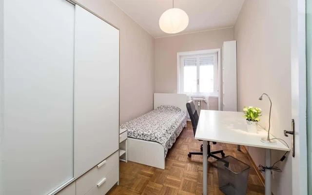 VIA WASHINGTON 86 <br> PRIVATE ROOM S1 3