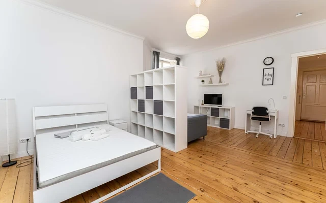 Studio Apartment 0