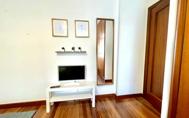 Campo Volantin pasealekua Bilbao 48007 Spain 2