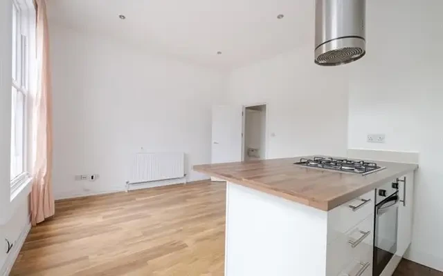 Mildmay Road, London, N1 4PU 1