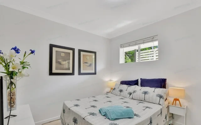 74 SIR FRED SCHONELL DRIVE 2