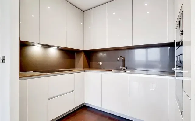 The Residence London SW11 2