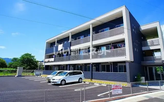 クリスタル・ハウスB 2階 - Koshu student accommodation