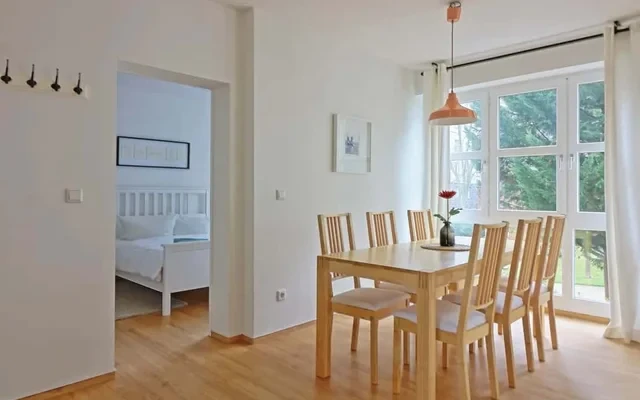 Einziehen und wohlfuhlen: Lichtdurchflutete 3-Zimmer-Wohnung 4