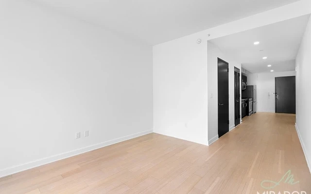 21 West End 4