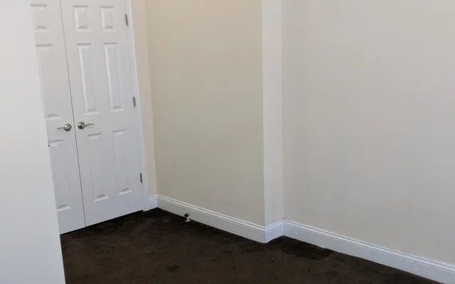 UCA - 3944 Pine Street 4