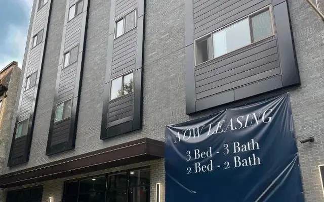 4415 Chestnut 1
