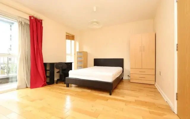 apartment near Flint Close 4