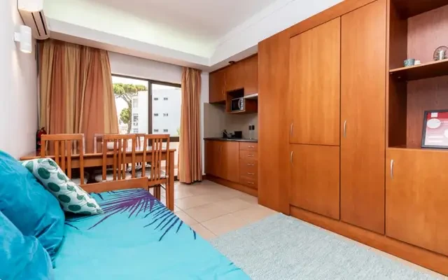 apartment near Rua Melvin Jones, Apartamentos Alvaflor - Faro student accommodation