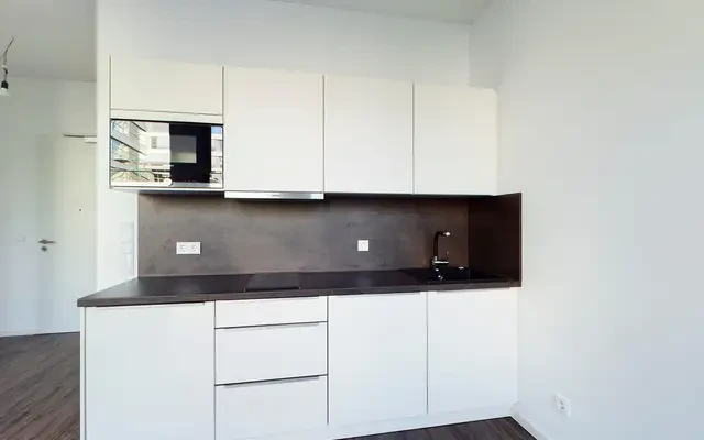 studio near Elbinger Str.  4