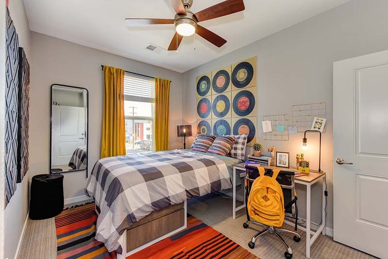 4 Bed 4 Bath D3 Semi-Shared