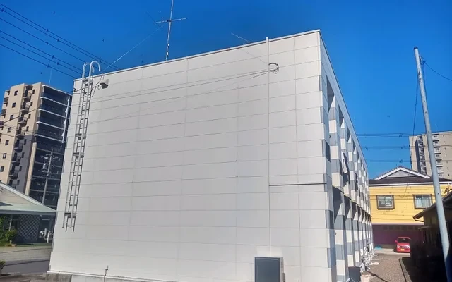 レオパレスリトルリバー 0