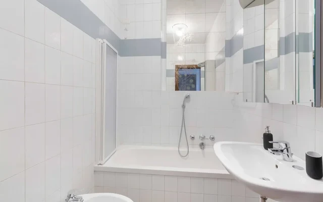 Viale Lazio 24IT-14-080-001H 1