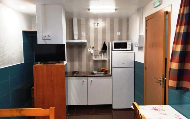 COLIVING 87 ESTUDIO NUMERO 2 1