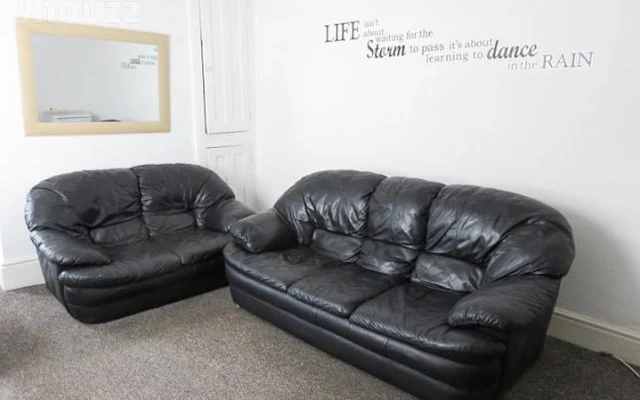 Entire Place·5B2B···5 Glanbrydan Avenue, Swansea 2