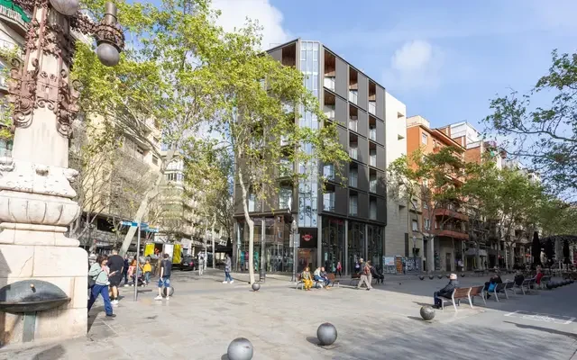 apartment in La Sagrada Família (Eixample) 2
