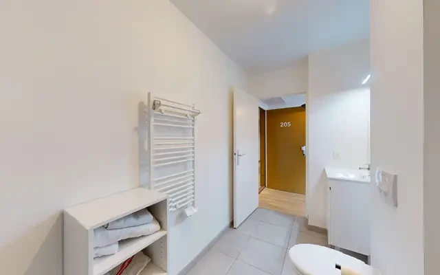 studio near rue Lénine 2