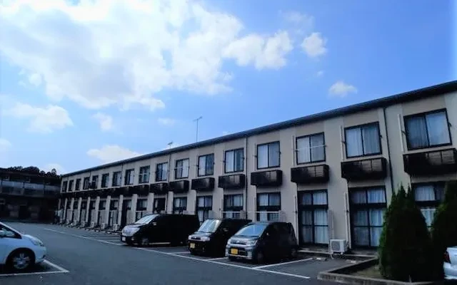 レオパレスフォンティーヌ囲護台 0